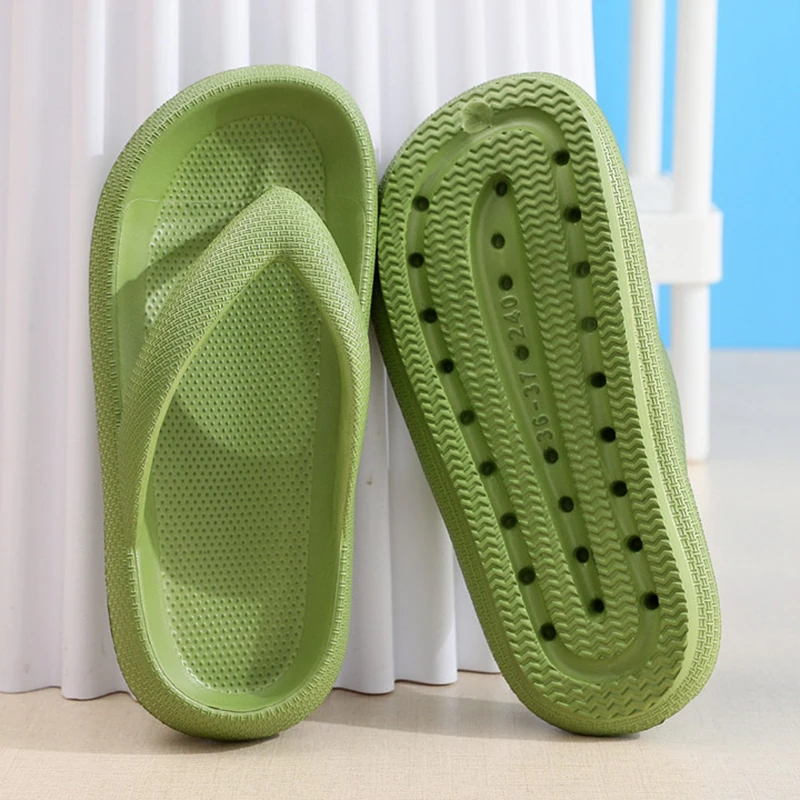 Men'S Shoes To Women'S Size - รองเท้าแตะแบบสวมกันลื่นสำหรับผู้หญิง รุ่นซัมเมอร์ 2026 พื้นนุ่มเหมือนเมฆ รองเท้าแตะพื้นหนาแบบหนีบ รองเท้าแตะชายหาดสำหรับคู่รัก