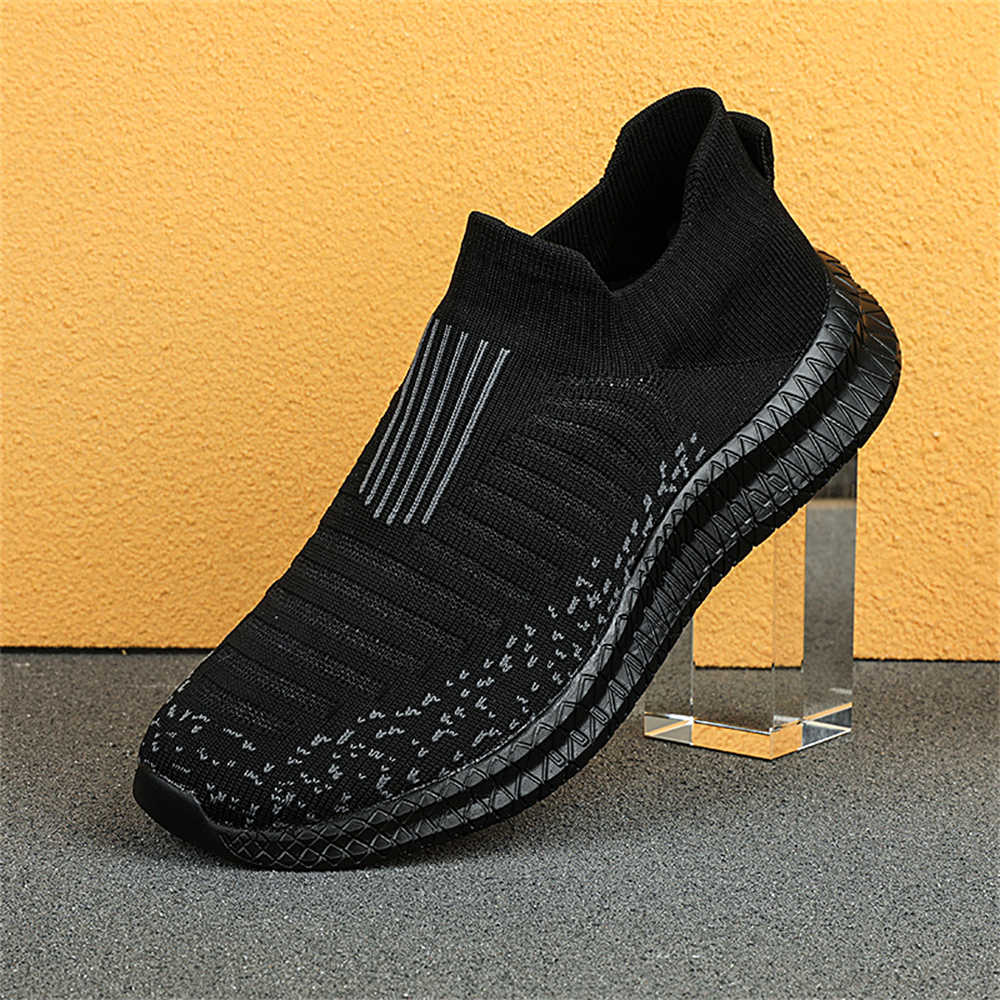 Men Shoes Offer - รองเท้าสลิปออนเบอร์ 39 รองเท้าบูทสูงสีแดงสำหรับผู้ชาย รองเท้าผ้าใบหุ้มข้อสูงสีดำ รองเท้ากีฬา รองเท้าผ้าใบสำหรับออกกำลังกาย