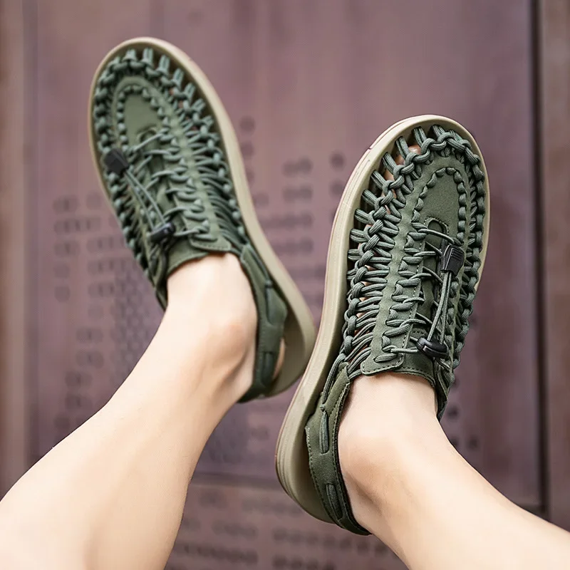 รองเท้าแตะผู้ชายรุ่นใหม่ประจำป - Men Shoes Offer บทวิจารณ์และราคา