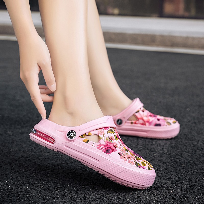ฤดูร้อนผู้หญิงดอกไม้ Graffiti  - Men'S Shoes Crocs บทวิจารณ์และราคา